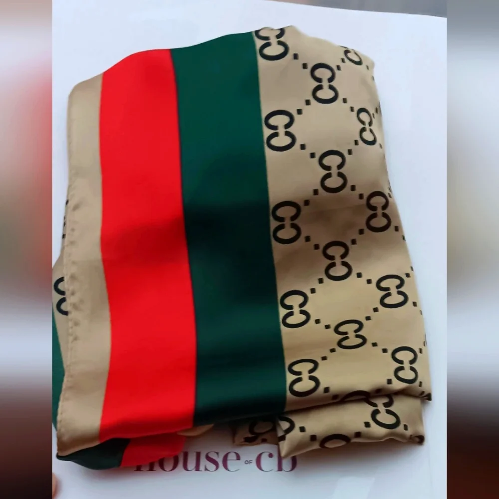 None luxurious gucci